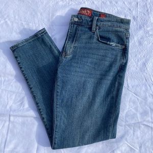 Lucky Brand slim boyfriend jeans